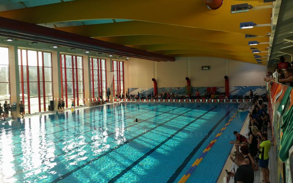 1. Hallescher Drachenbootverein e.V.  2016-02-13 Indoor Drachenbootrennen in der Schwimmhalle in Halle-Neustadt Bild 2