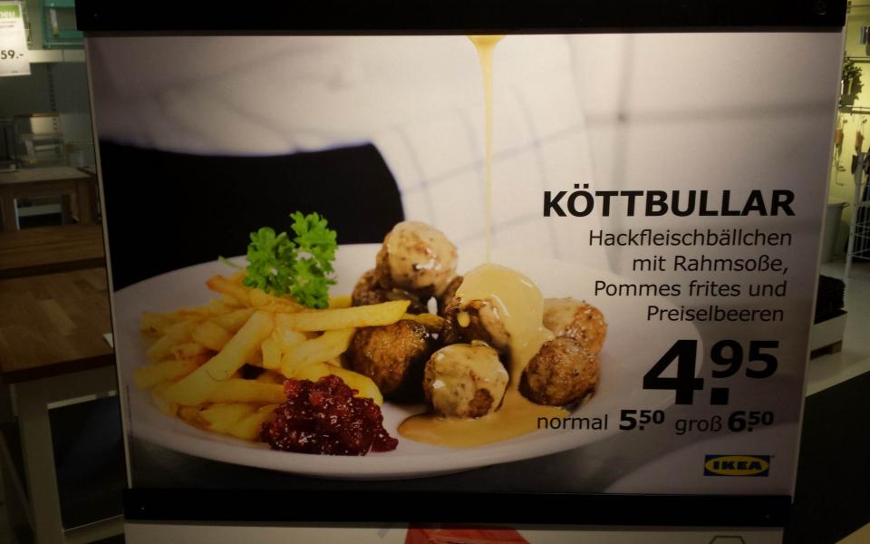 Essen im Restaurant im IKEA Halle-Leipzig Foto 6