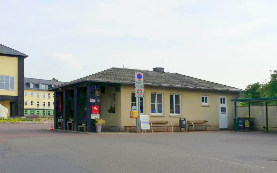 Floristik-Werkstattladen Krankenhaus Martha-Maria Dölau, Röntgenstraße, Dölau aus Halle (Saale)