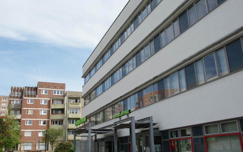 Phönix-Apotheke in der Wilhelm-von-Klewiz-Straße 11 Halle Saale - Silberhöhe