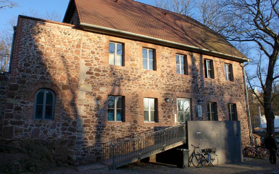 Burg Giebichenstein Oberburg, Seebener Straße, Giebichenstein aus Halle (Saale) 9