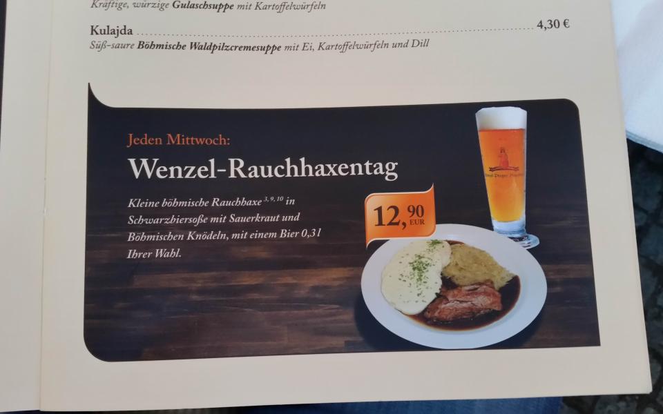 jeden Mittwoch Wenzel-Rauchhaxentag für 12,90 Euro in den Wenzels Prager Bierstuben in Halle (Saale)
