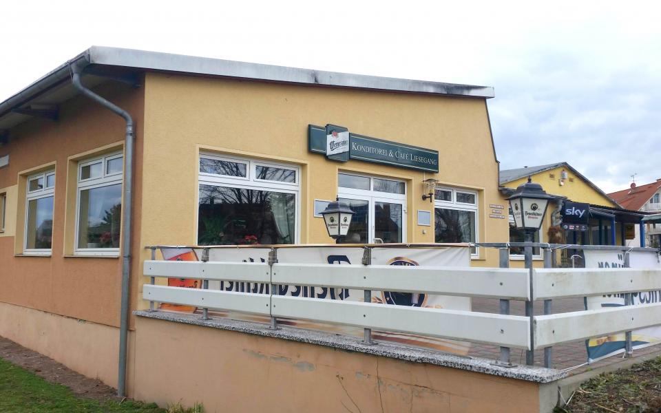 Konditorei - Café Liesegang Lieskau, Teichstraße aus Lieskau 6
