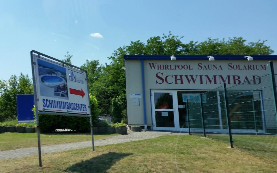 HIM mbH - Schwimmbecken & Pools Zscherben, Am Bruchfeld, Zscherben aus Teutschenthal 5