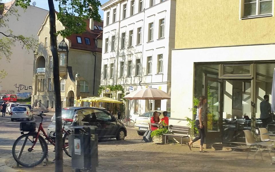 Mitte Ende Mai - Café & Bar aus Halle (Saale)