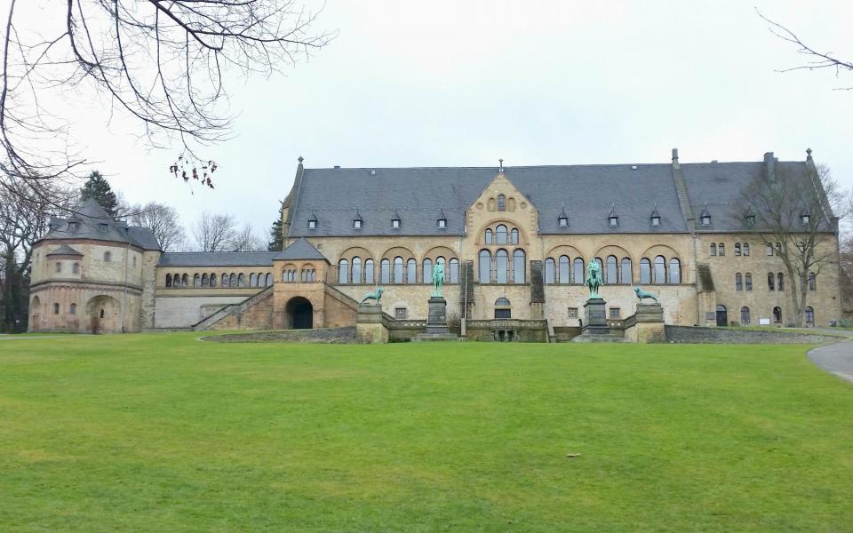 Standesamt - Kaiserpfalz aus Goslar