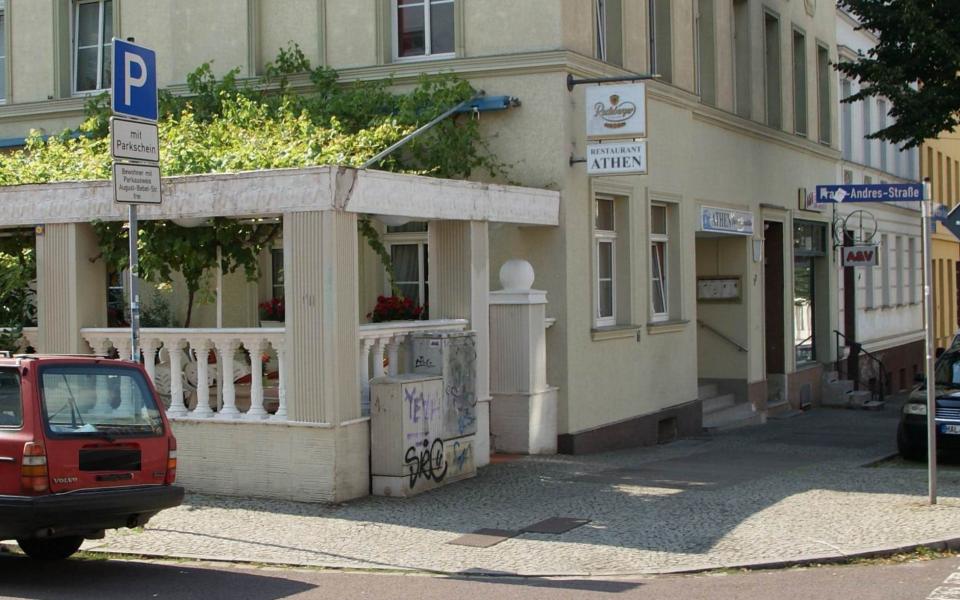 Athen das griechisches Restaurant in der  Ludwig-Wucherer-Straße 17 von Halle (Saale)