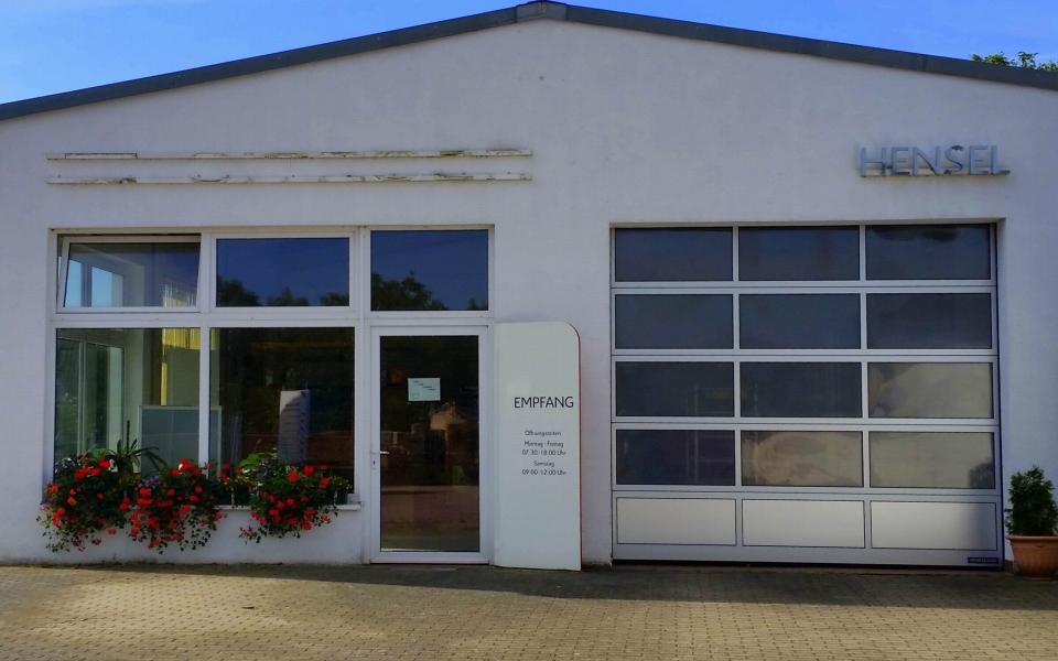 Autohaus Hensel - Citroen Lada mit Werkstatt in Plötz bei Wettin-Löbejün
