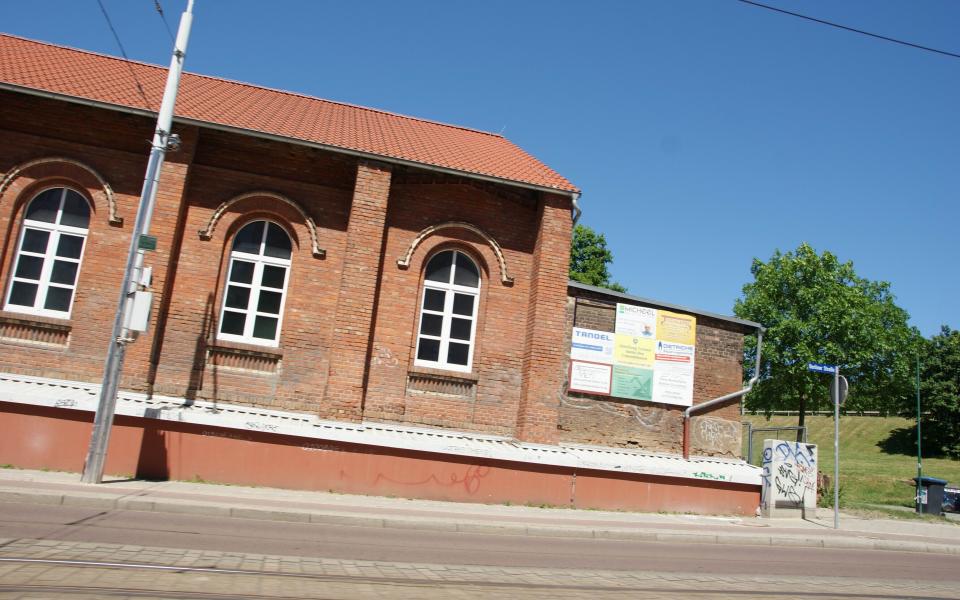 Jahnturnhalle Förderverein e.V., Berliner Straße, Am Wasserturm aus Halle (Saale) 2
