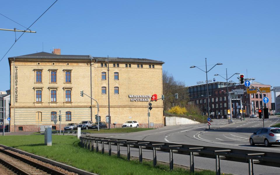 Waisenhaus Apotheke aus Halle (Saale)