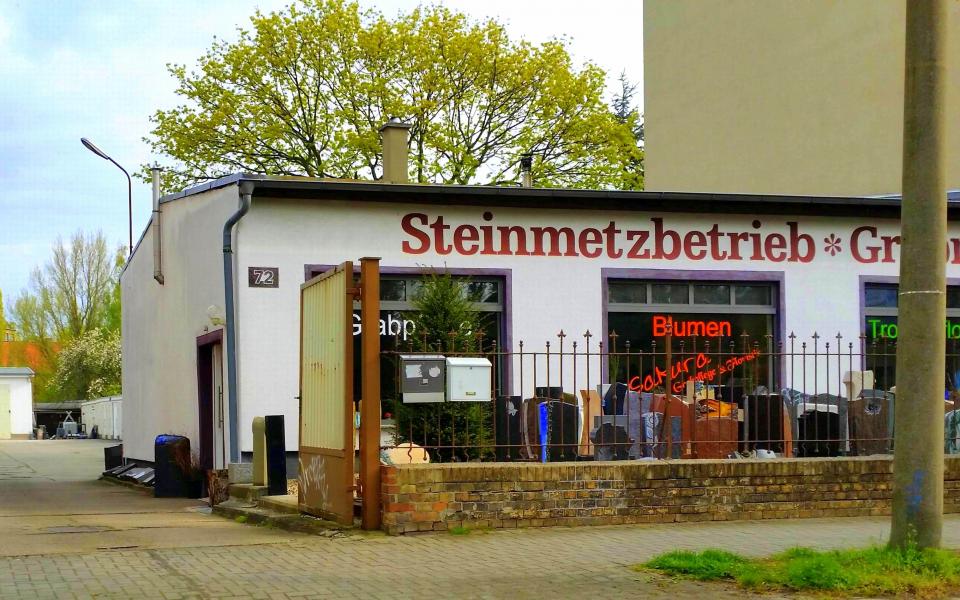 Steinmetz und Grabmalbetrieb M & M aus Halle (Saale) 2