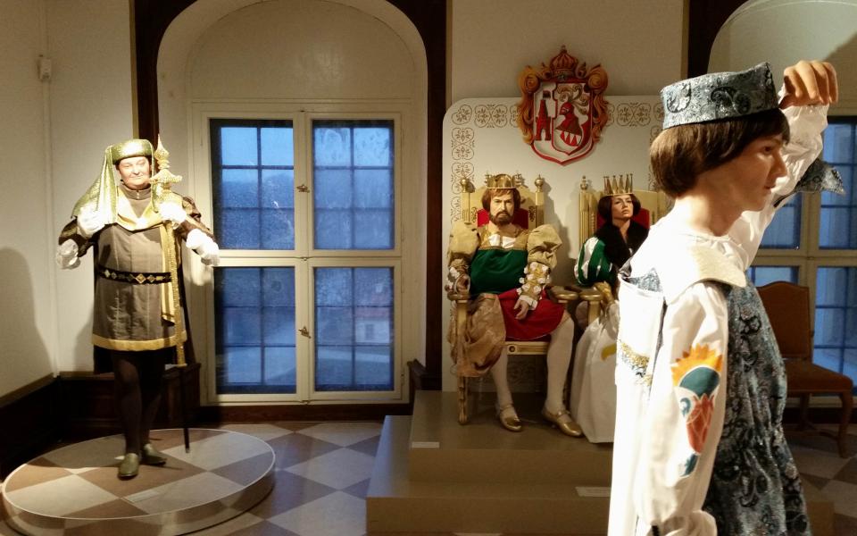 Winterausstellung Drei Haselnüsse für Aschenbrödel im Schloss Moritzburg aus Moritzburg  Bild 8