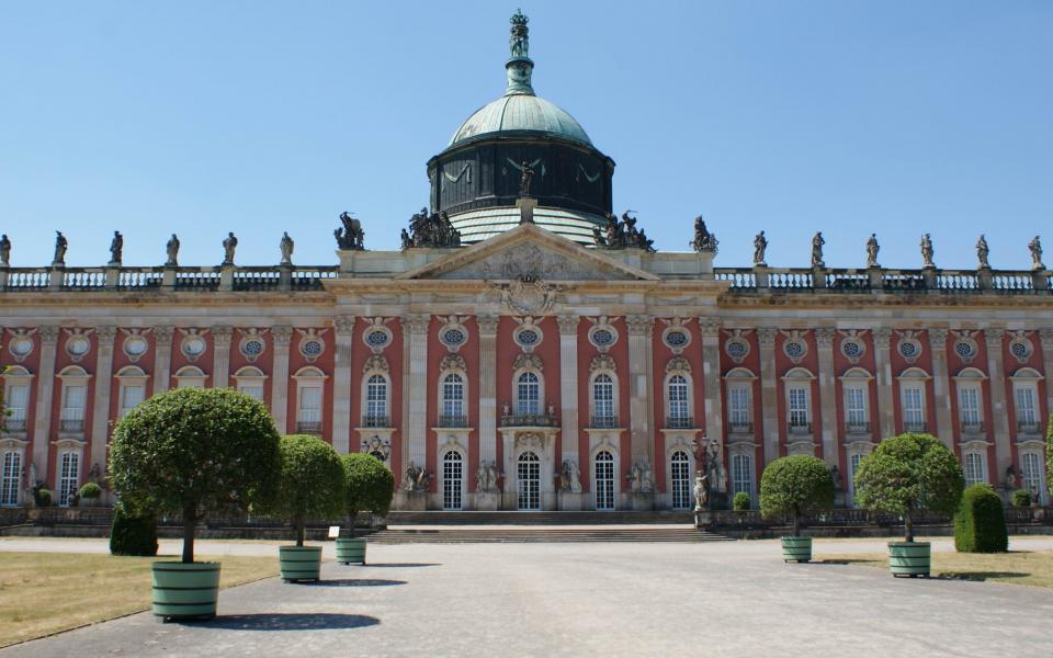 Neues Palais im Sanssouci Park aus Potsdam 7