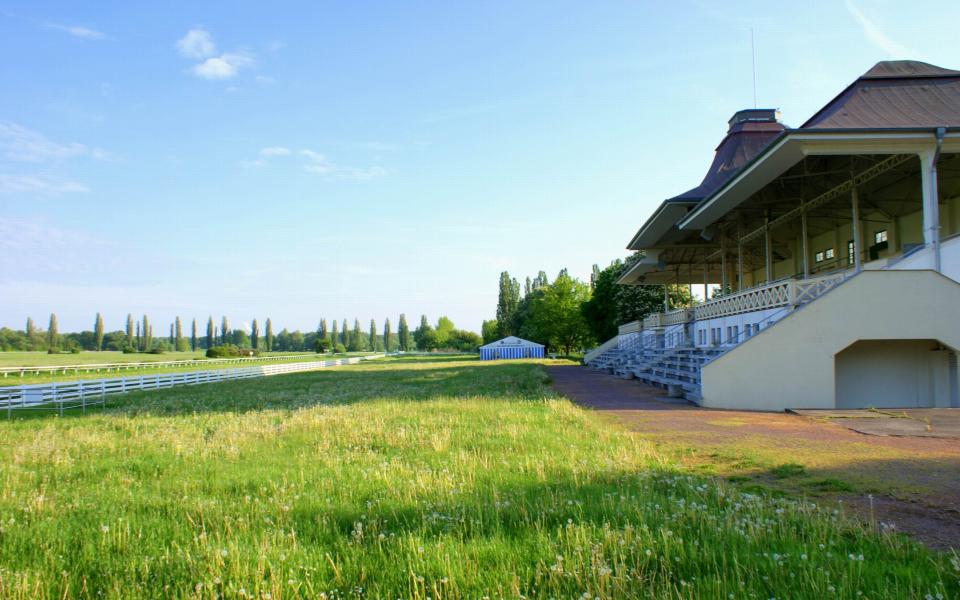 Golfclub Pferderennbahn aus Halle (Saale) 1