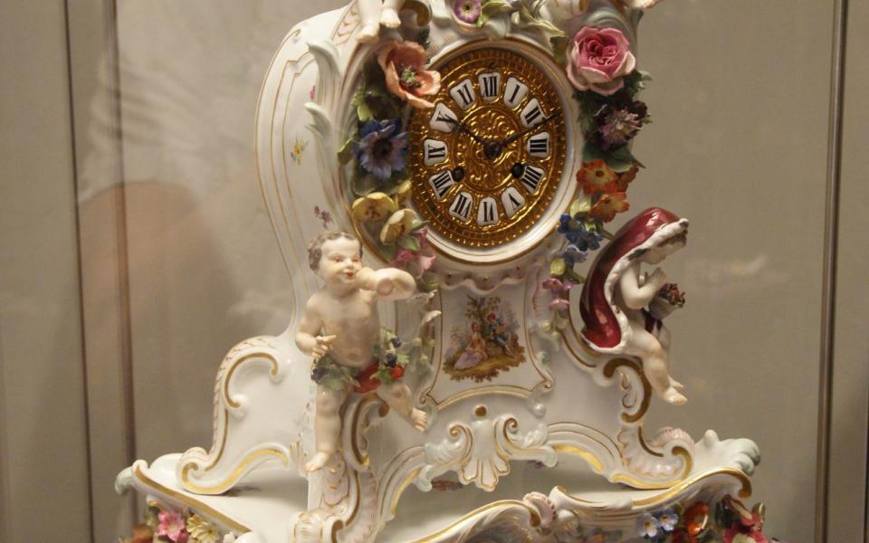 Bild Taschenuhr 5 aus der Ausstellung "Wunder-Werk Taschen-Uhr" Schloss Neuenburg