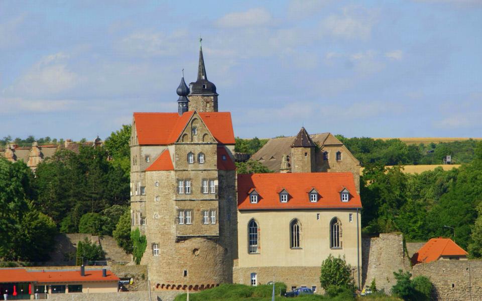 Schloss Seeburg aus Seegebiet Mansfelder Land 3