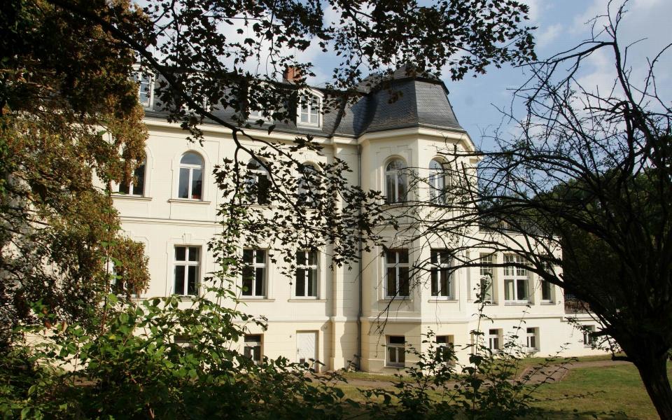 Hotel Garni Schloss aus Teutschenthal 14