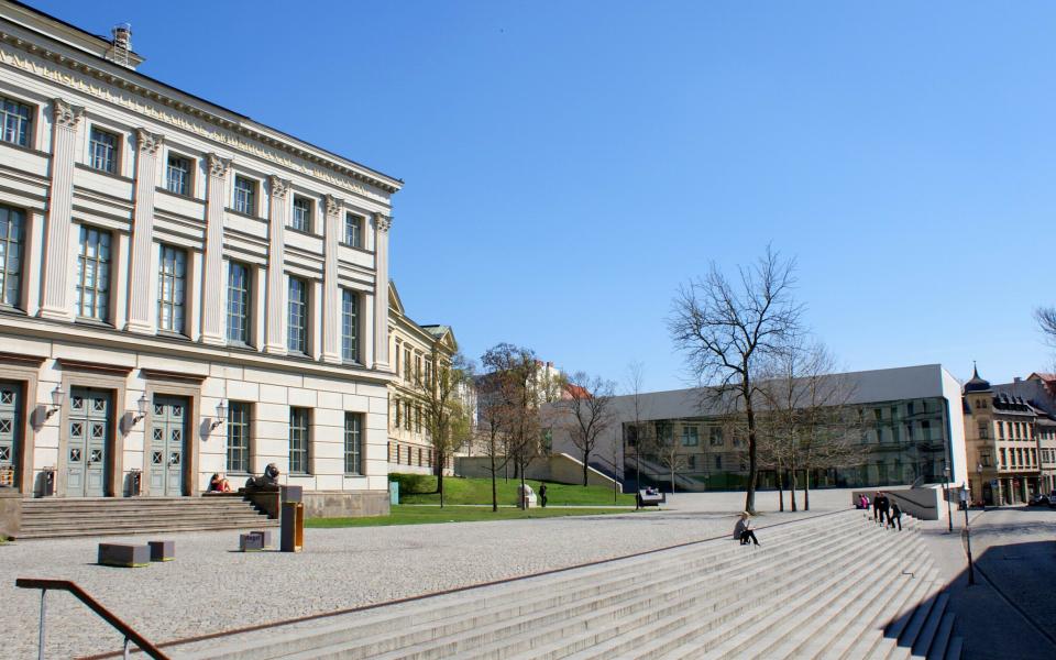 Löwengebäude Martin-Luther-Universität Halle-Wittenberg aus Halle (Saale)
