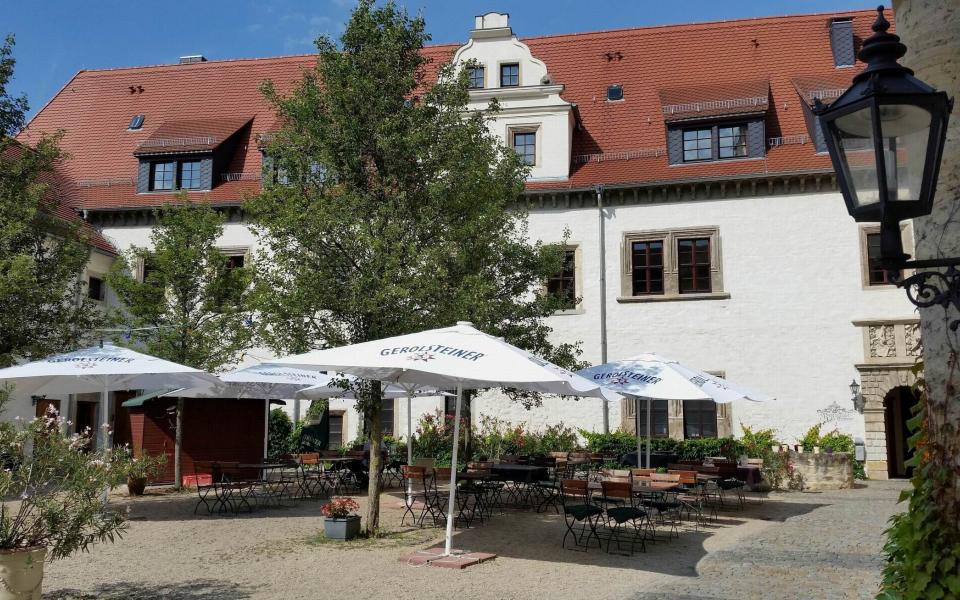 Restaurant "Le Château" im Schloßhotel aus Schkopau 5