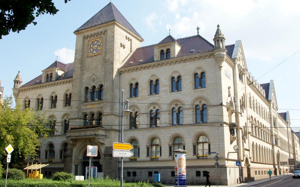 Postbank Finanzcenter aus Halle (Saale)