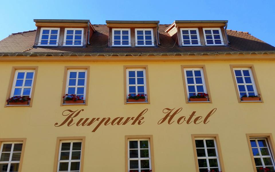 Kurpark Hotel aus Goethestadt Bad Lauchstädt 2