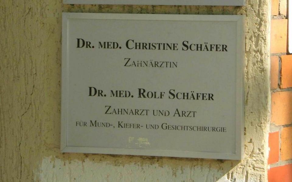 Zahnarztpraxis Dr. Rolf Schäfer & Dr. Christine  Schäfer aus Halle (Saale) 2
