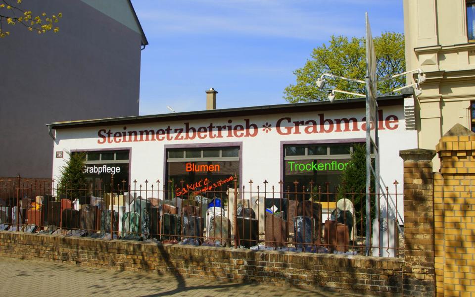 Steinmetz und Grabmalbetrieb M & M aus Halle (Saale) 3