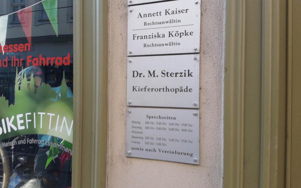Dr. Marten Sterzik Zahnarzt und Kieferorthopäde aus Halle (Saale) 2