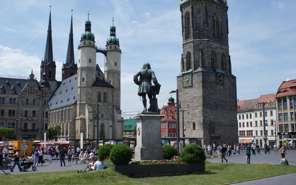 Händel-Denkmal auf dem Markplatz