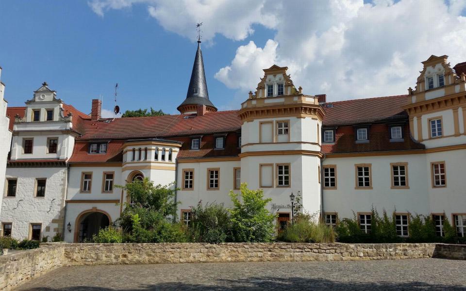 Schloss & Schlosspark aus Schkopau 9