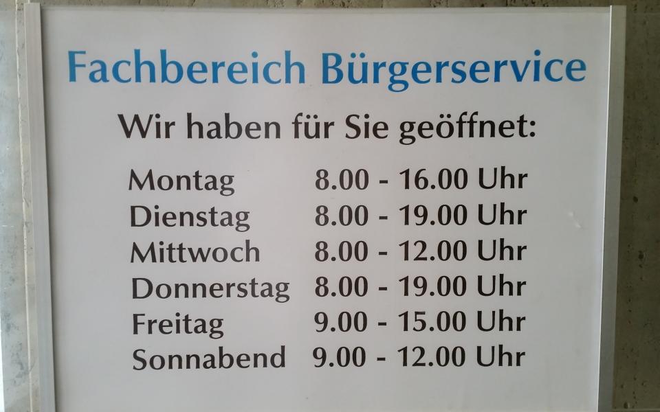 Öffnungszeiten der Bürgerservicestelle amMarktplatz 1 in Halle (Saale)