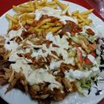 Dönerteller mit Fleisch und Salat im Toros Döner, Mittelstraße, Innenstadt aus Halle (Saale) 2