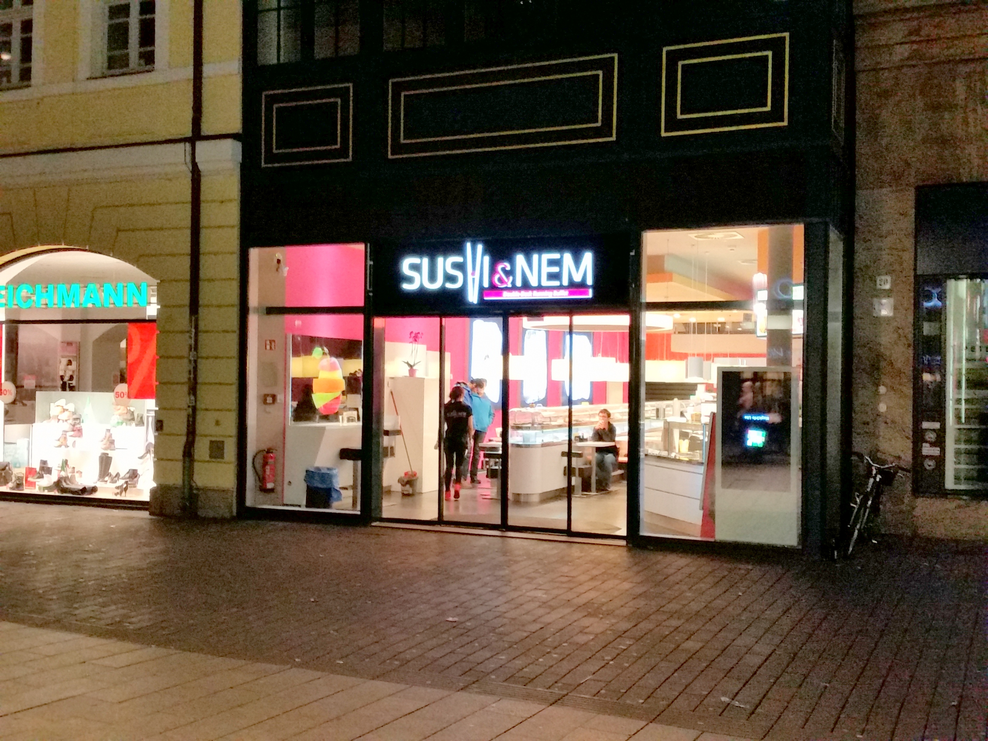 Sushi & Nem - Petersstraße Leipzig | ABASiX